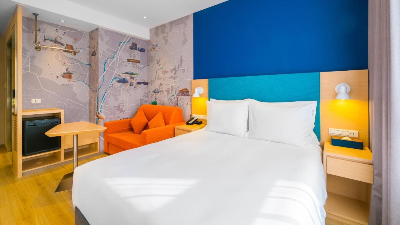 Holiday Inn Express Taichung Fengchia By Ihg Exterior photo